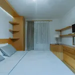 Cozy Center House